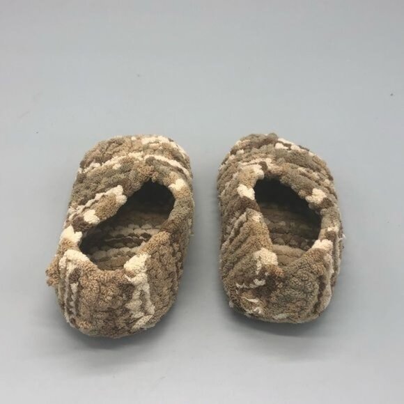 Kids Handmade Knitted Camo Slippers soft 6.6" long READ - Picture 4 of 10